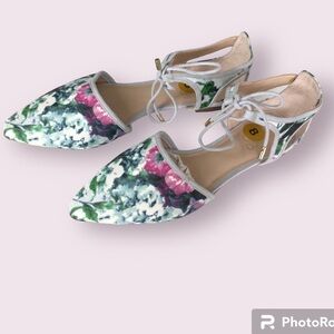 Franco Sarto Floral Pointed Shoes
